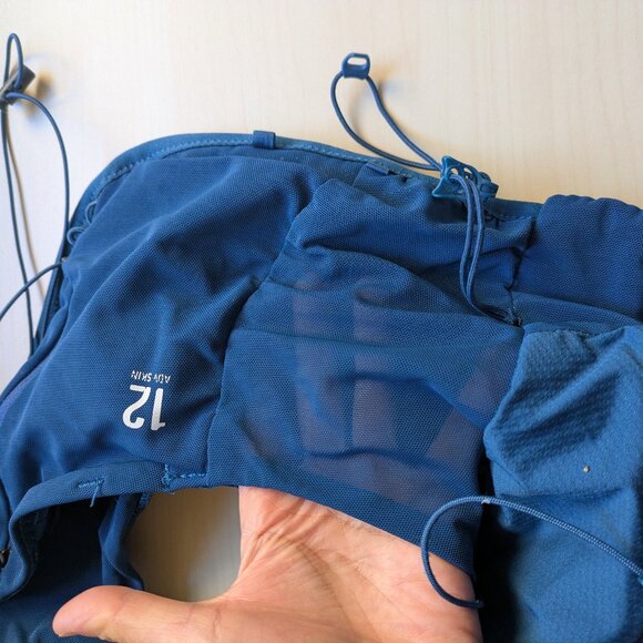 Salomon ADV SKIN 12 Hydration Trail Running Vest – 12 L (XS, Dark Blue) - Picture 4 of 9